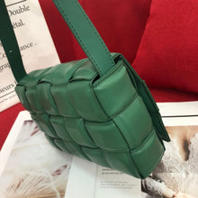 Load image into Gallery viewer, BV014  10.2x3.1x7.1inch
