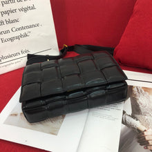 Load image into Gallery viewer, BV016  10.2x3.1x7.1inch
