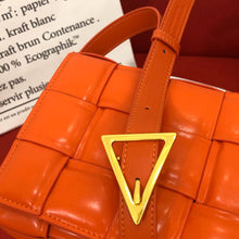 Load image into Gallery viewer, BV018  10.2x3.1x7.1inch
