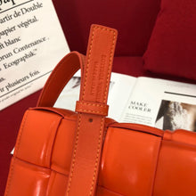 Load image into Gallery viewer, BV018  10.2x3.1x7.1inch
