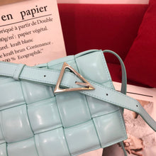 Load image into Gallery viewer, BV020   10.2x3.1x7.1inch
