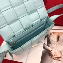 Load image into Gallery viewer, BV020   10.2x3.1x7.1inch
