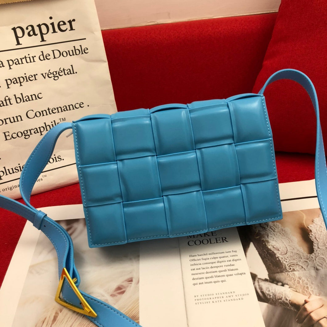 BV025   10.2x3.1x7.1inch