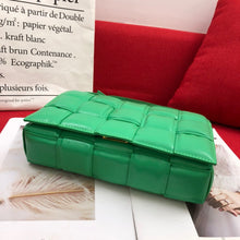 Load image into Gallery viewer, BV026   10.2x3.1x7.1inch
