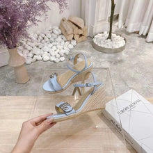 Load image into Gallery viewer, SE494  Size 5-10  Heels:8cm Material: Sheep skin Sole: Rubber leather
