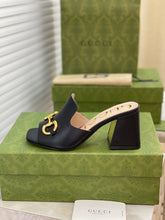 Load image into Gallery viewer, SE500 Size 5-10 Heels:7.5cm Material: Cowhide Lining: Sheep skin Sole: Italian leather
