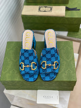 Load image into Gallery viewer, SE503  Size 5-10 Heels:7.5cm Material: Cowhide Lining: Sheep skin Sole: Italian leather
