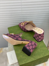 Load image into Gallery viewer, SE504  Size 5-10 Heels:7.5cm Material: Cowhide Lining: Sheep skin Sole: Italian leather
