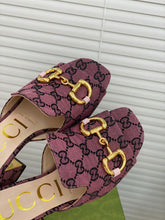 Load image into Gallery viewer, SE504  Size 5-10 Heels:7.5cm Material: Cowhide Lining: Sheep skin Sole: Italian leather
