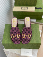 Load image into Gallery viewer, SE504  Size 5-10 Heels:7.5cm Material: Cowhide Lining: Sheep skin Sole: Italian leather
