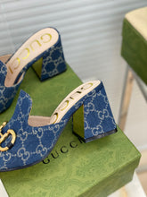 Load image into Gallery viewer, SE505  Size 5-10 Heels:7.5cm Material: Cowhide Lining: Sheep skin Sole: Italian leather
