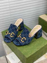 Load image into Gallery viewer, SE505  Size 5-10 Heels:7.5cm Material: Cowhide Lining: Sheep skin Sole: Italian leather
