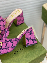 Load image into Gallery viewer, SE506  Size 5-10 Heels:7.5cm Material: Cowhide Lining: Sheep skin Sole: Italian leather
