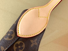 Load image into Gallery viewer, LB444  13.4x15x6.7inch
