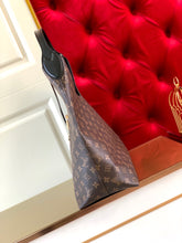 Load image into Gallery viewer, LB446  13.4x15x6.7inch
