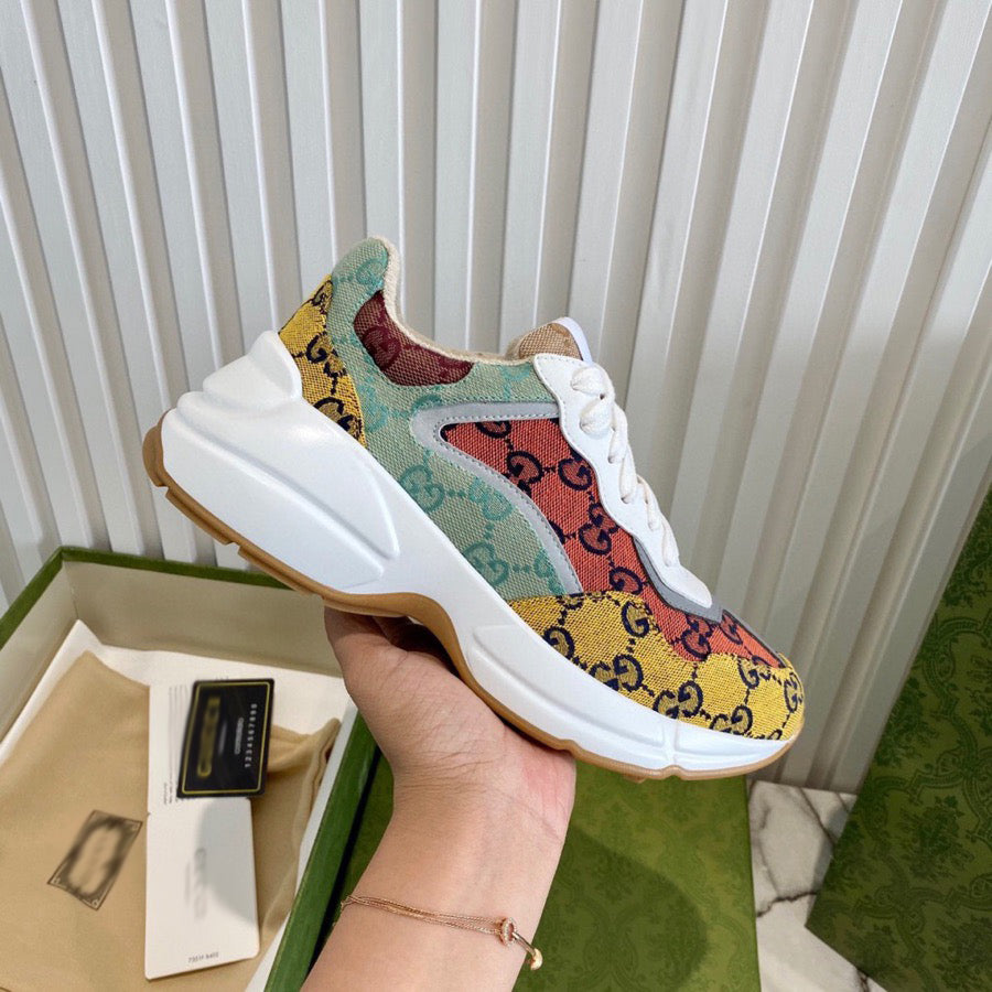 SE524  Men's Size 7-11  Women's Size 5-10