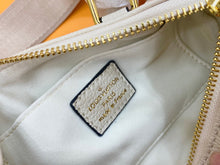 Load image into Gallery viewer, LB464  7.9x4.1x4.3inch
