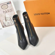 Load image into Gallery viewer, SE539 Size5-11  Heels:9.5cm Material: Cowhide  Lining: Sheep skin Sole: Rubber leather
