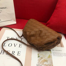 Load image into Gallery viewer, BV028  8.7x4.7x2.8inch
