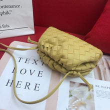 Load image into Gallery viewer, BV031  8.7x4.7x2.8inch
