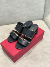 Load image into Gallery viewer, SE541  Size5-9  Heels:5.5cm Material: Sheep skin Lining: Sheep skin Sole: Italian leather
