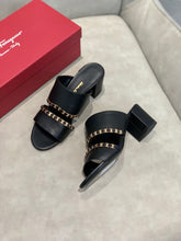 Load image into Gallery viewer, SE541  Size5-9  Heels:5.5cm Material: Sheep skin Lining: Sheep skin Sole: Italian leather
