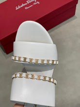 Load image into Gallery viewer, SE543  Size5-9  Heels:5.5cm Material: Sheep skin Lining: Sheep skin Sole: Italian leather
