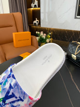 Load image into Gallery viewer, SE555  Size 4-12
