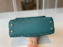 Load image into Gallery viewer, CC366 HIGHEST QUALITY VERSION  S:5.5x9.5x3.9inch   M:11x11.4x4.7inch
