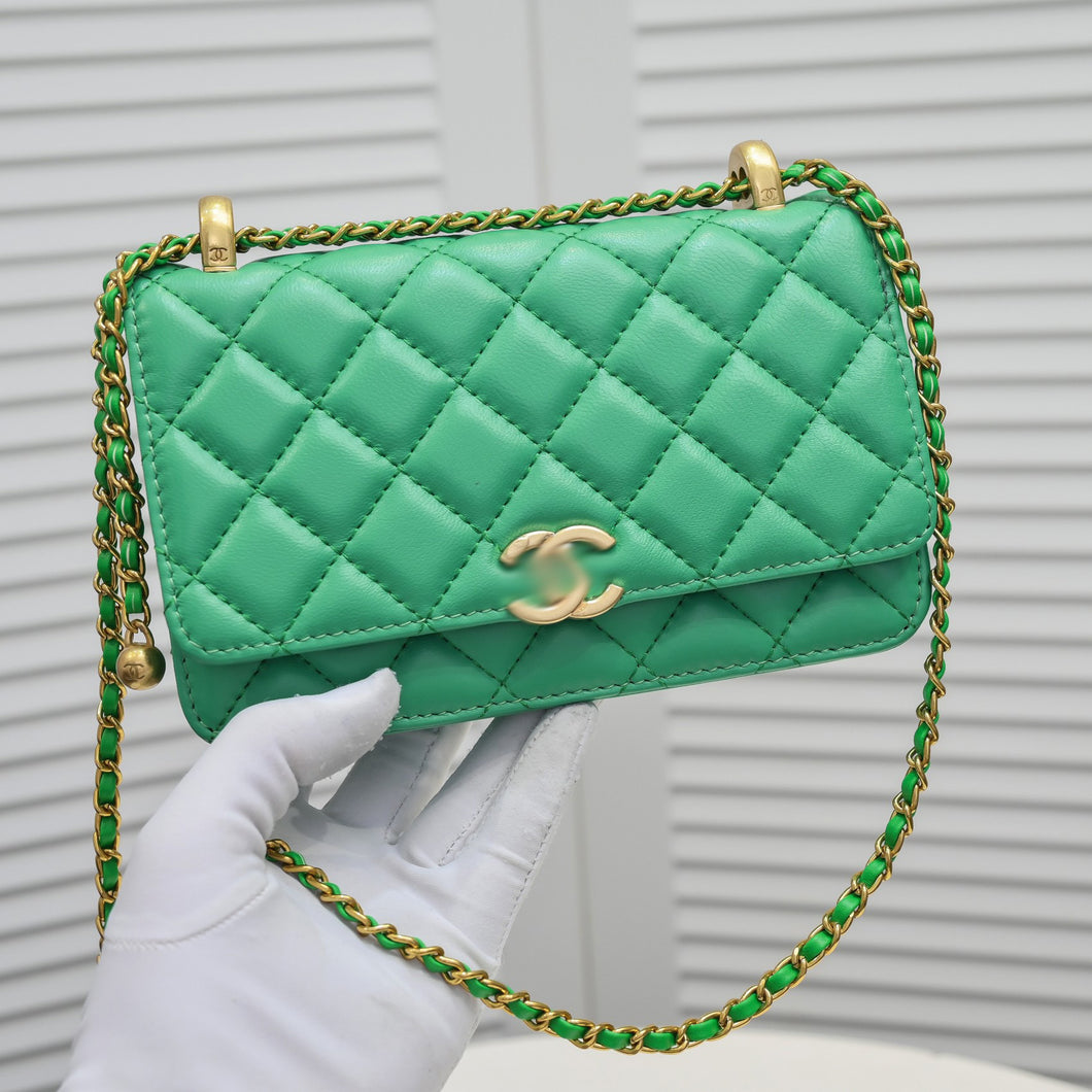 CC375  7.5x4.7x1.6inch