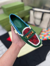 Load image into Gallery viewer, SE561  Size 4-9
