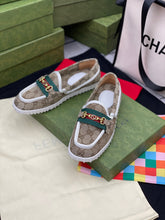 Load image into Gallery viewer, SE565  Size 4-9
