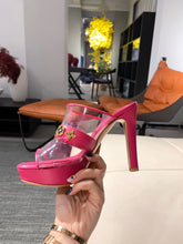 Load image into Gallery viewer, SE569 Size 4-11  Heels:10cm Material: Cowhide  Lining: Sheep skin Sole: Italian leather
