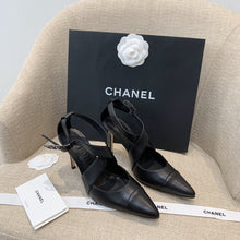 Load image into Gallery viewer, SE612  Size 5-8 Heels:7.5cm Material: Sheep skin Lining: Sheep skin Sole: Italian leather
