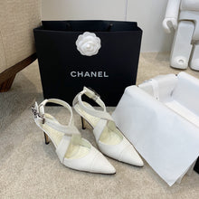 Load image into Gallery viewer, SE614  Size 5-8 Heels:7.5cm Material: Sheep skin Lining: Sheep skin Sole: Italian leather
