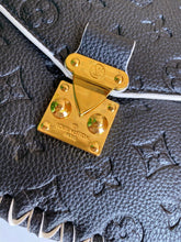 Load image into Gallery viewer, LB519  9.8x7.5x2.8inch
