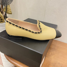 Load image into Gallery viewer, SE617 Size 5-10  Material: Cowhide  Lining: Sheep skin Sole: Italian leather

