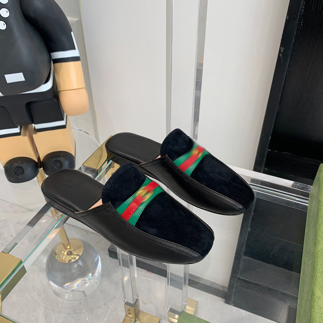 SE624 Size 5-9    Material: Cowhide  Lining: Sheep skin Sole: Italian leather