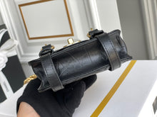 Load image into Gallery viewer, CC401  HIGHEST QUALITY VERSION   Medium:6.7x9.8x3.2inch
