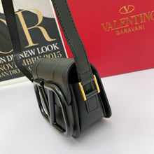 Load image into Gallery viewer, VLTN028   VLTN013  Mini:7.1x4.9x3inch  Small:10.6x5.9x3.5inch

