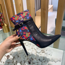 Load image into Gallery viewer, SE636 Size 4-11 Heels:10.5cm Material: Cowhide  Lining: Sheep skin Sole: Italian leather
