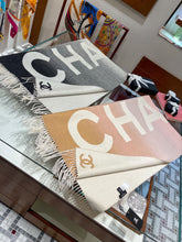 Load image into Gallery viewer, CLTH181 70x200cm    60.9%wool,36.1%cashmere
