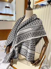 Load image into Gallery viewer, CLTH182
