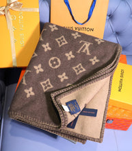 Load image into Gallery viewer, CLTH183 1 35x170cm
