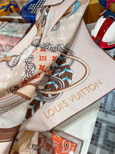 Load image into Gallery viewer, CLTH184  140x140cm
