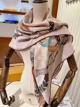 Load image into Gallery viewer, CLTH184  140x140cm
