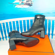 Load image into Gallery viewer, SE658 Size 4-10  Heels:7cm Material: Cowhide  Lining: Sheep skin Sole: Italian leather
