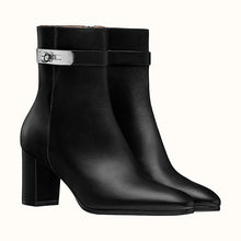 Load image into Gallery viewer, SE658 Size 4-10  Heels:7cm Material: Cowhide  Lining: Sheep skin Sole: Italian leather
