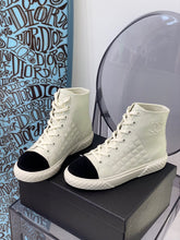 Load image into Gallery viewer, SE671  Size 4-10
