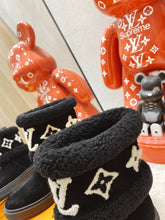 Load image into Gallery viewer, SE672  Size 4-10
